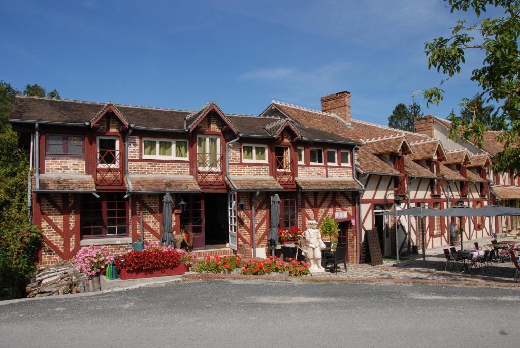 Hotel - Restaurant Le Moulin De Villiers Nouan-le-Fuzelier Exterior photo